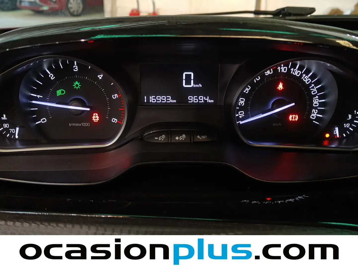 Foto Peugeot 2008 Peugeot 2008 BlueHDi 100 Style (100 CV)