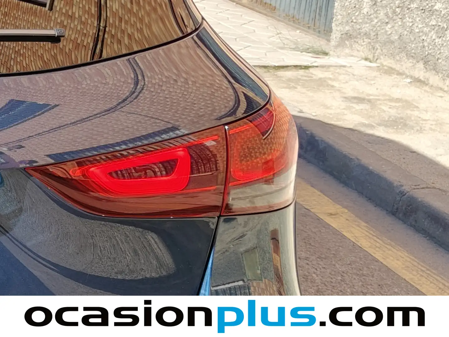 Foto Mercedes GLA Mercedes-Benz GLA GLA 180 (136 CV) Pack AMG