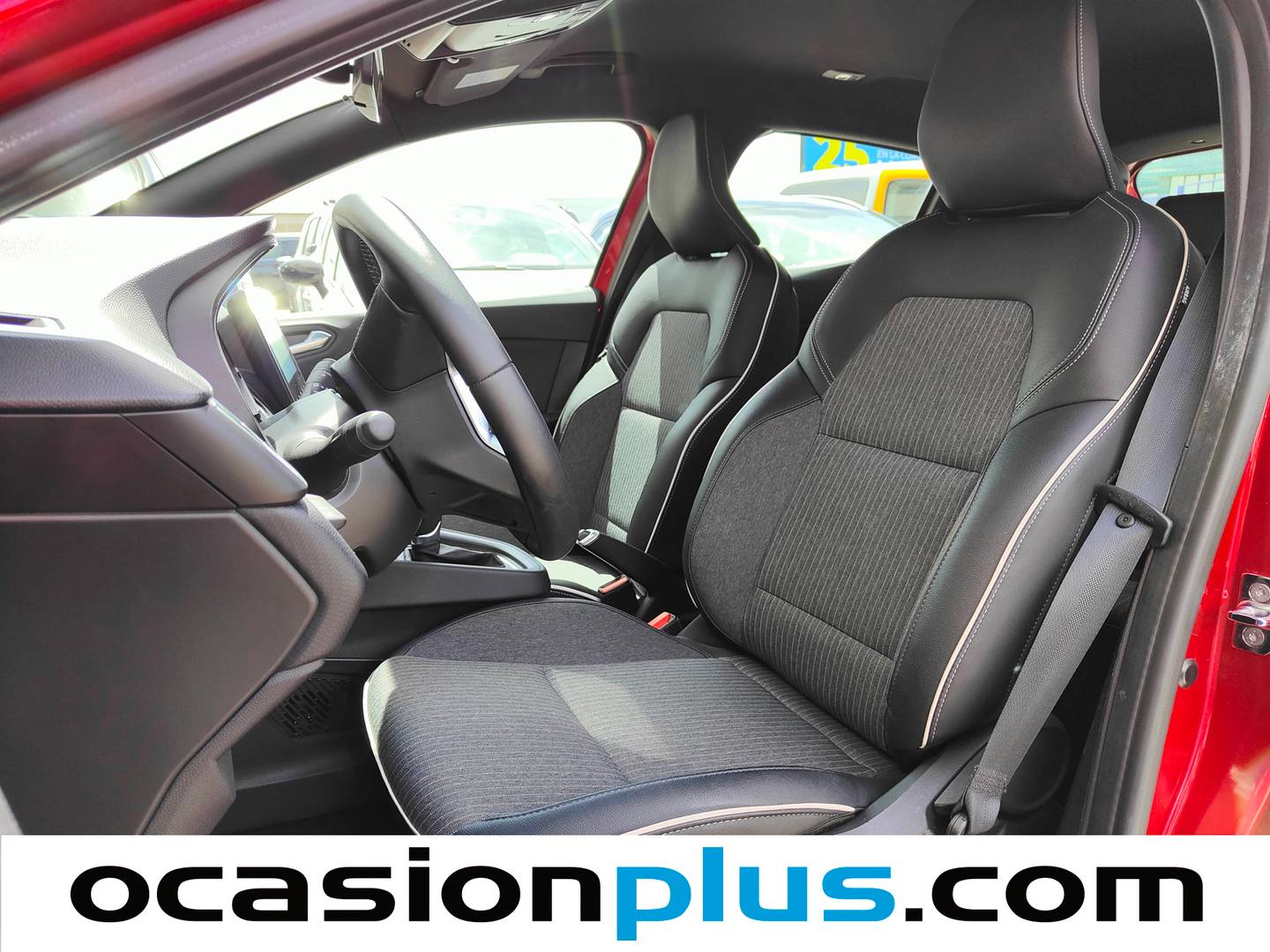 Foto asientos delanteros Renault Clio Renault Clio Zen E-Tech Híbrido (140 CV)