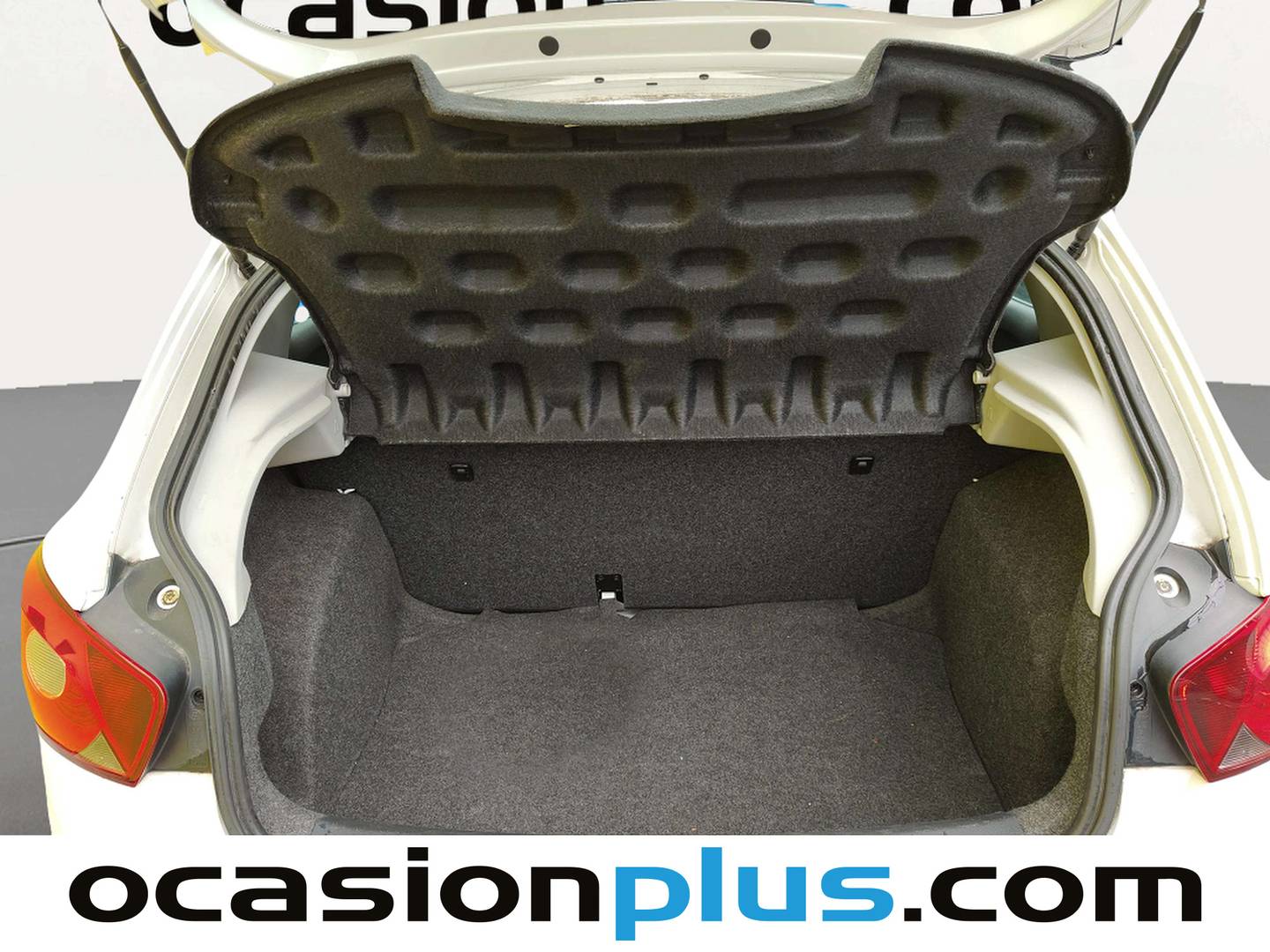 Fotos maletero Seat Ibiza Seat Ibiza 1.4 TDI Reference Plus (90 CV)