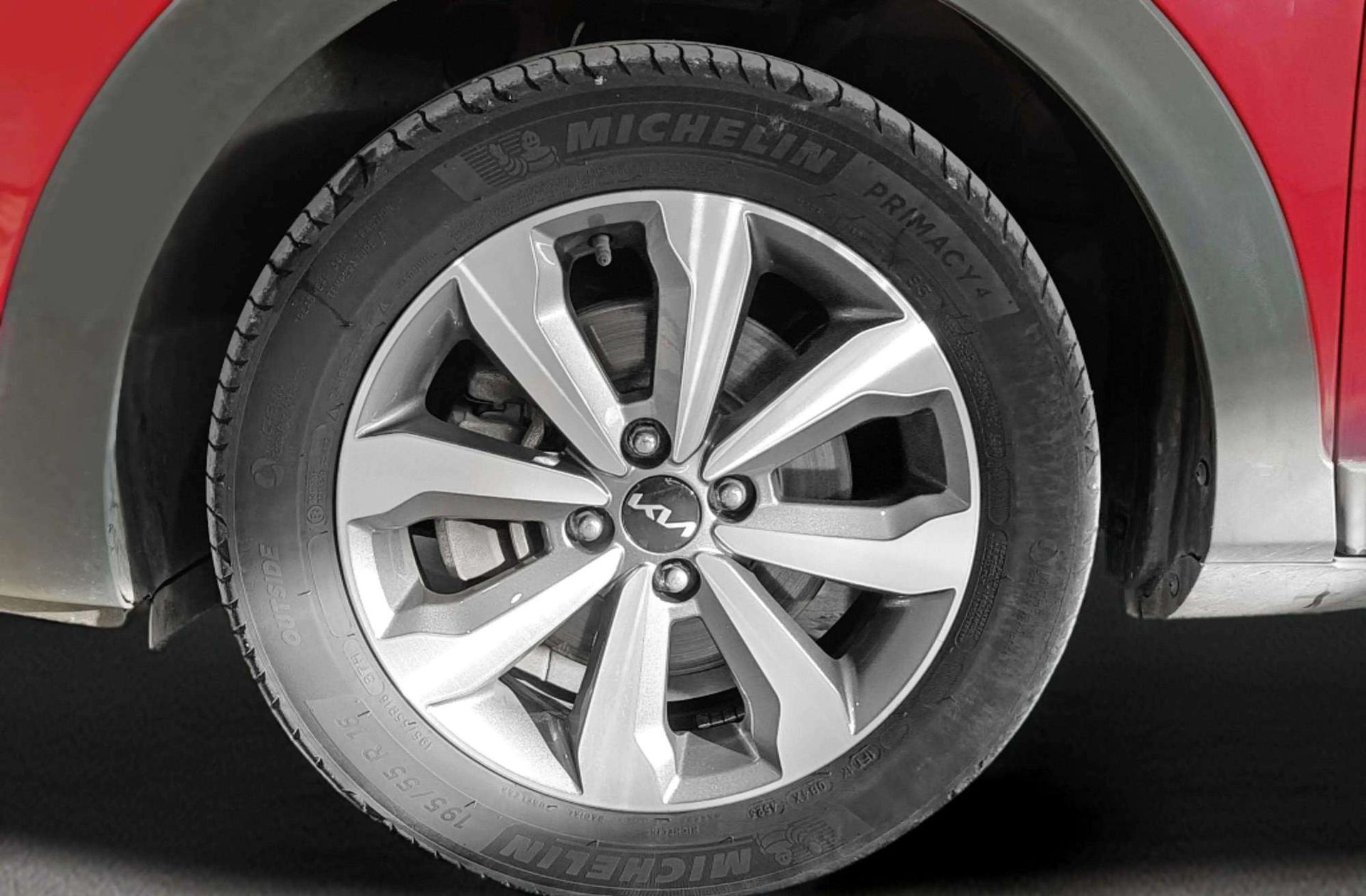 Kia Stonic 1.0 T-GDi Drive - foto 32