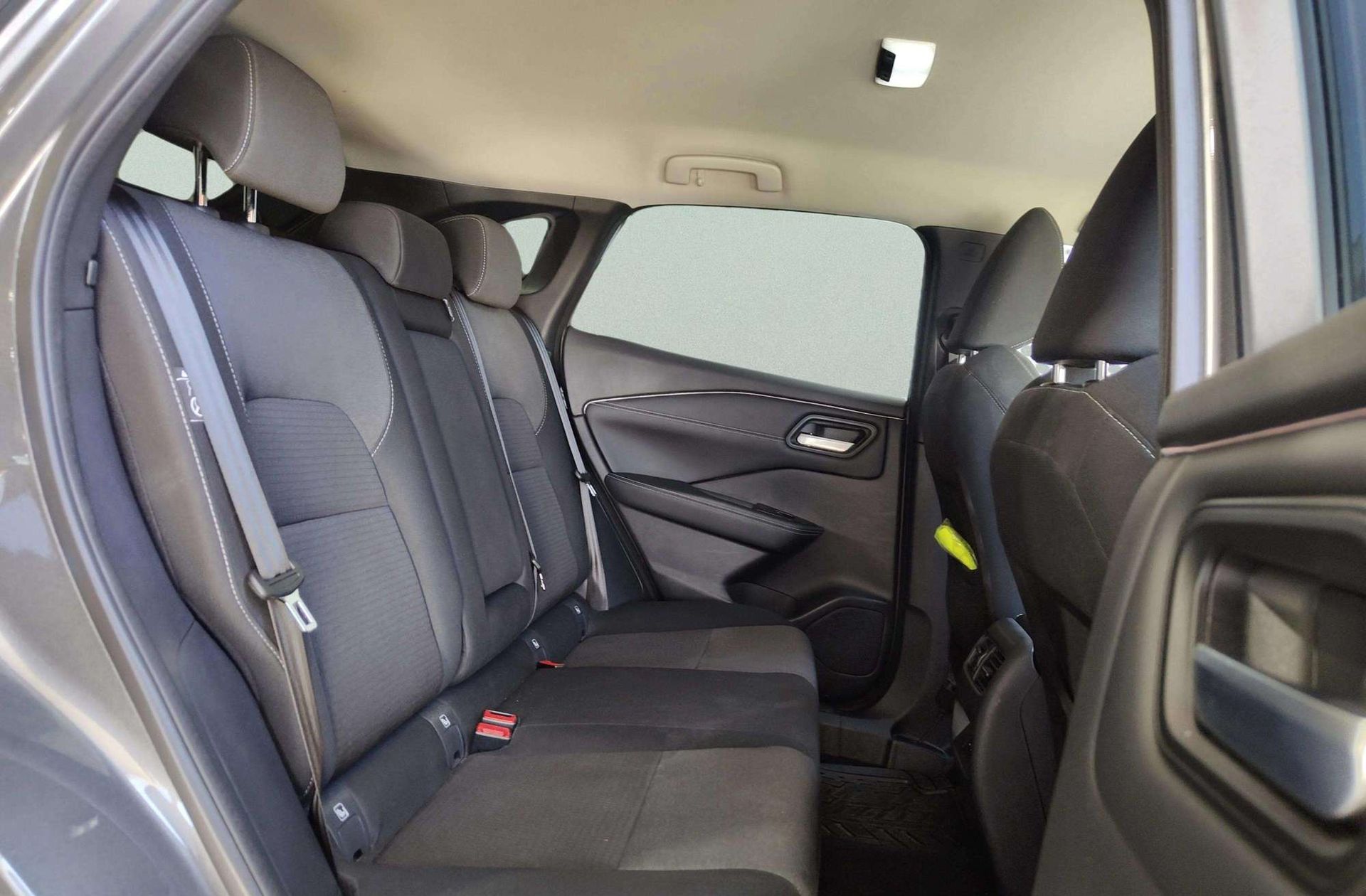 Nissan Qashqai DIG-T 140 N-Connecta - foto 16