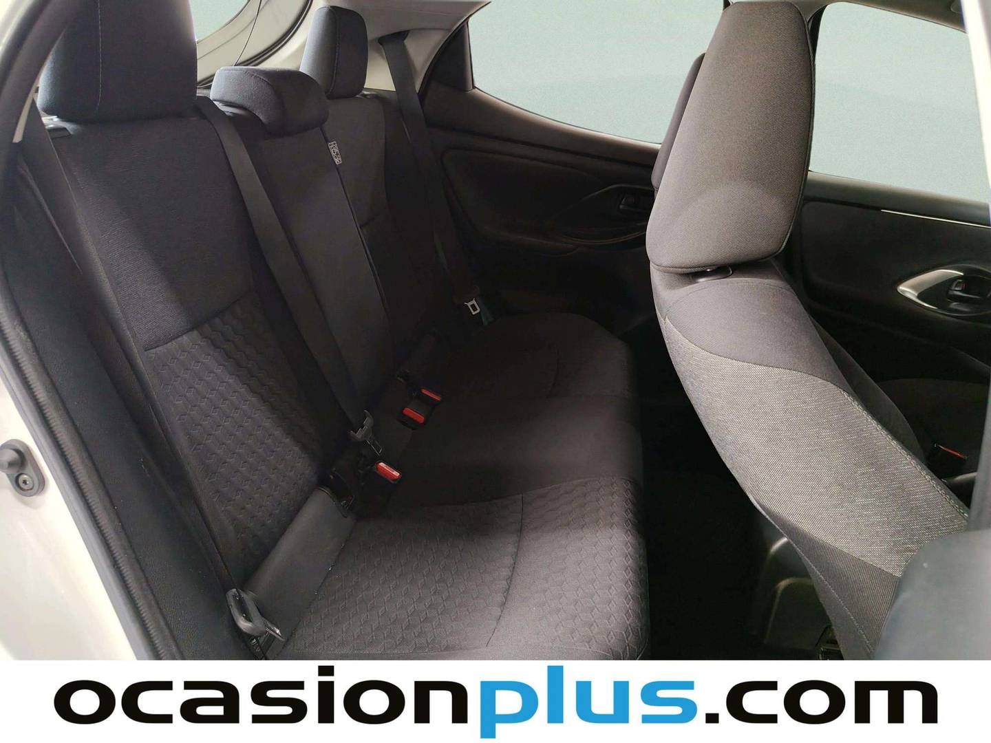 Foto asientos traseros Toyota Yaris Toyota Yaris 1.5 S-Edition (125 CV)