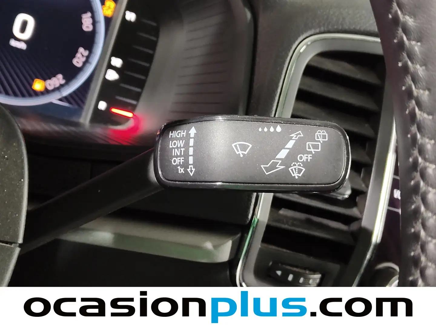 Foto Skoda Karoq Skoda Karoq 2.0 TDI Ambition 4X4 DSG (150 CV)