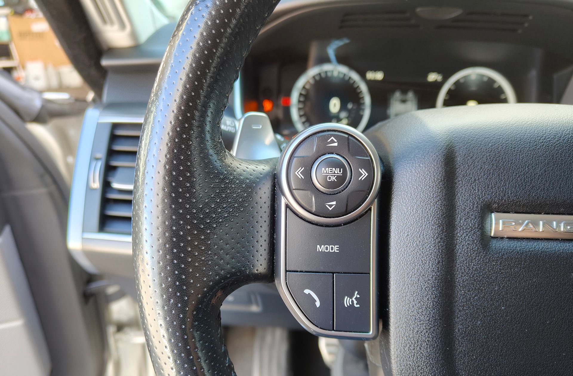 Land Rover Range Rover Sport 3.0 TDV6 HSE Dynamic - foto 29