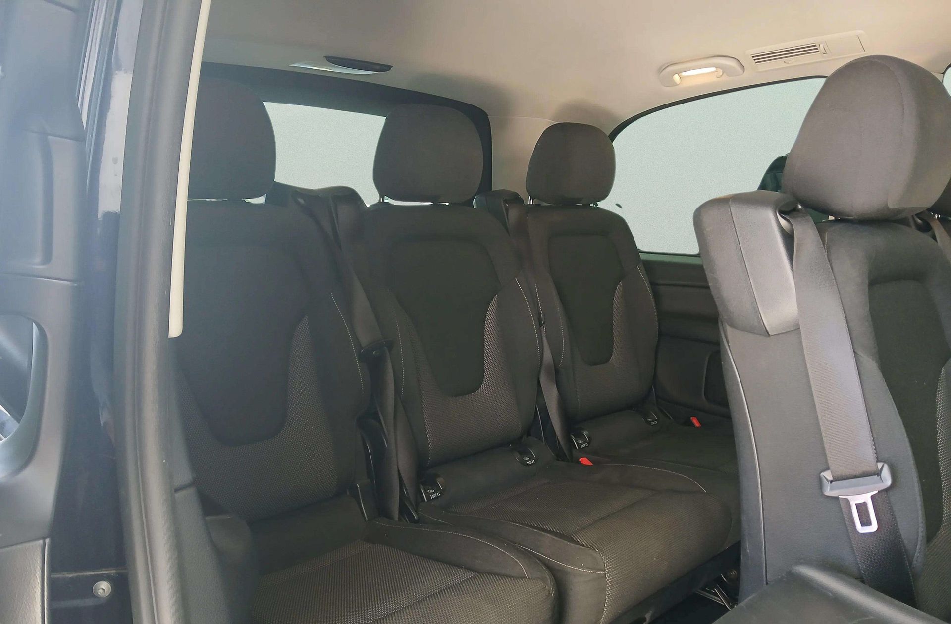 Mercedes-Benz Clase V 200 d Compacto 8 plazas - foto 6