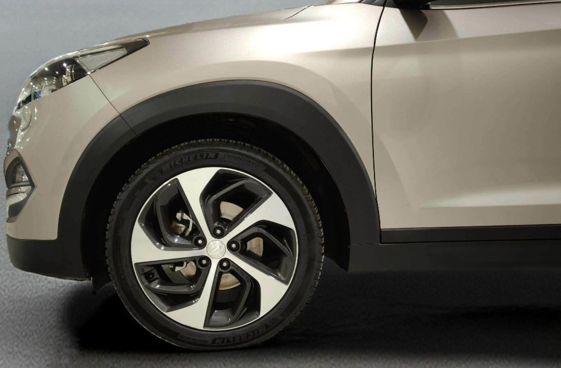 Hyundai Tucson 1.6 T-GDi Kosmo 4x2 DCT - foto 38