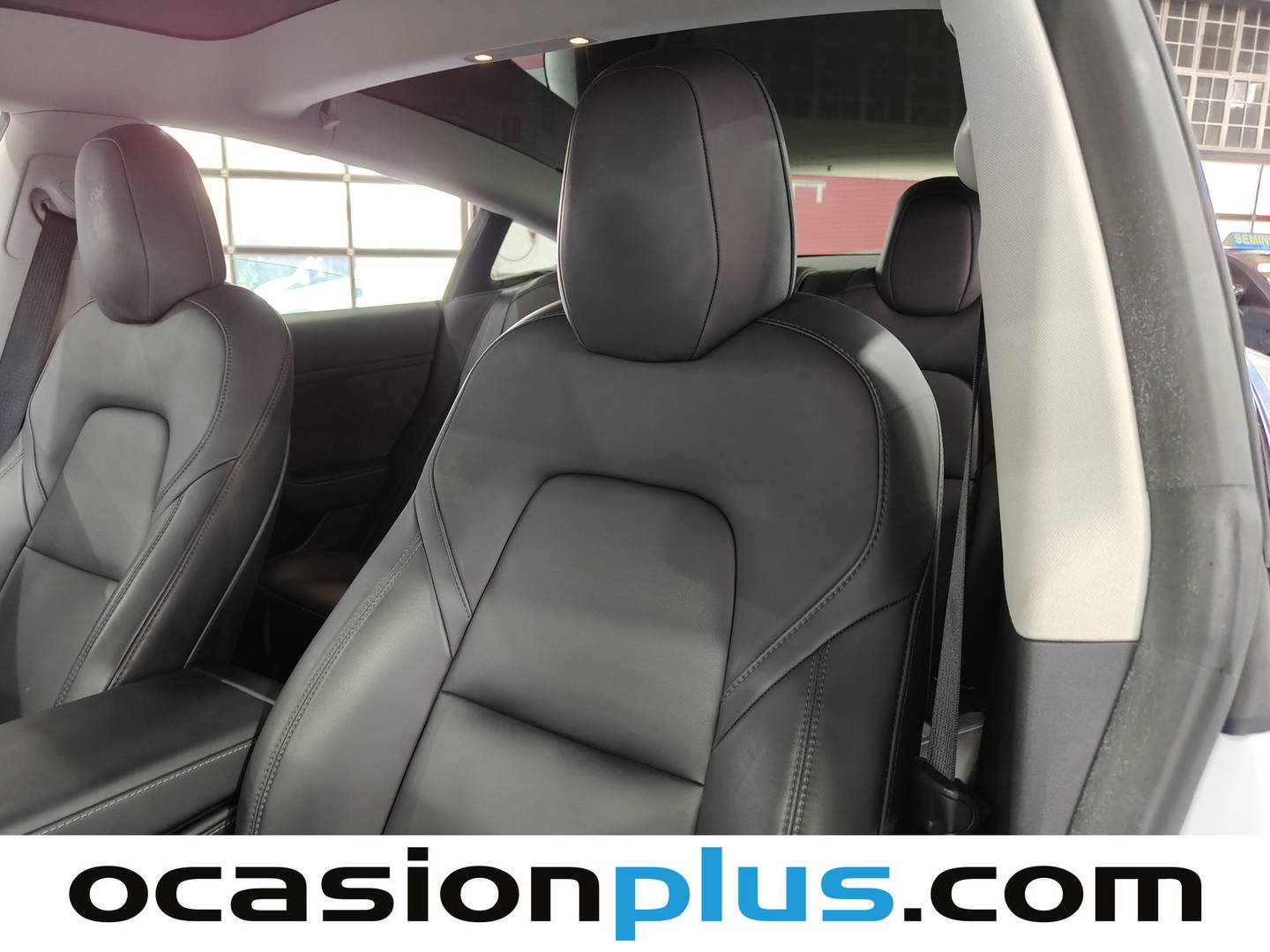 Extras y acabados del Tesla Model 3 Tesla Model 3 Estándar Plus RWD (306 CV)