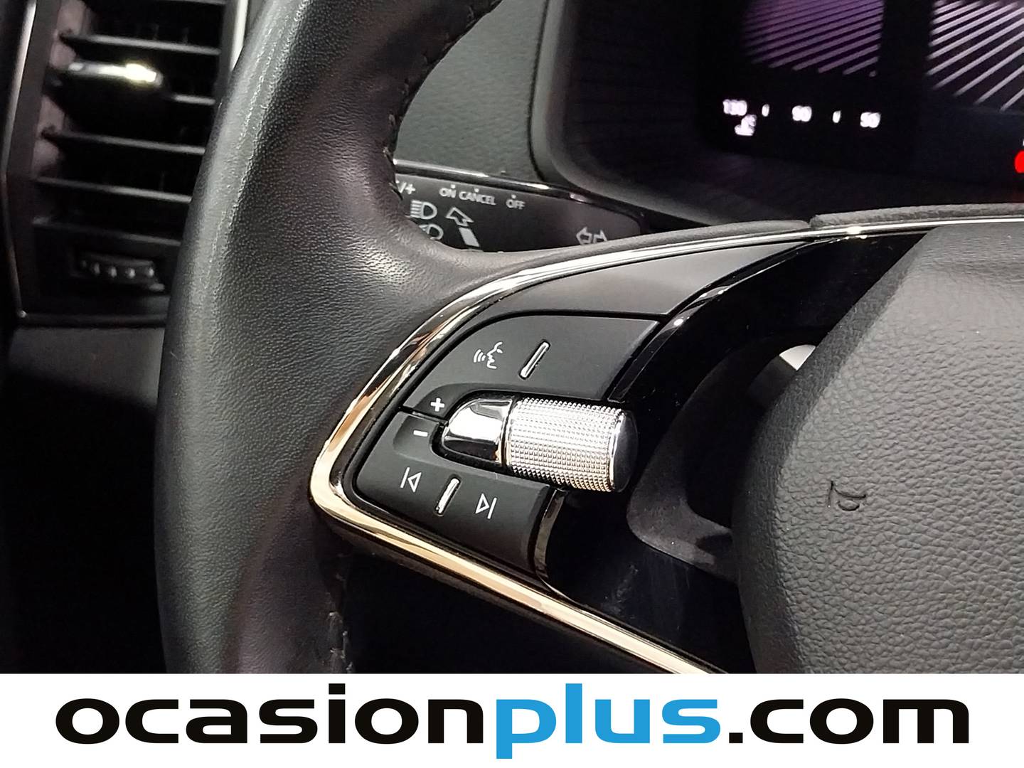 Foto Skoda Karoq Skoda Karoq 2.0 TDI Selection (115 CV)