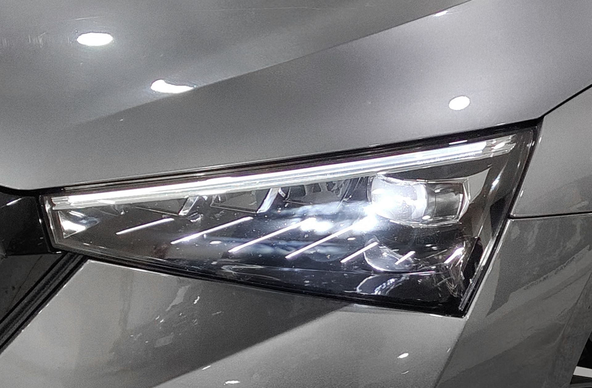 Škoda Scala 1.5 TSI Montecarlo DSG - foto 16
