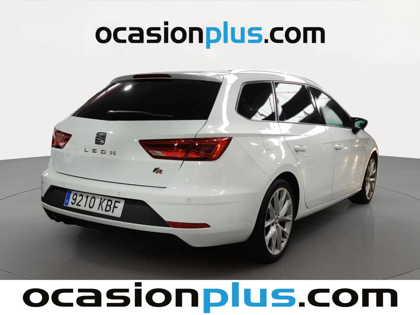 Foto trasera Seat León Seat León ST 1.4 TSI ACT S&S FR Plus (150 CV) derecha