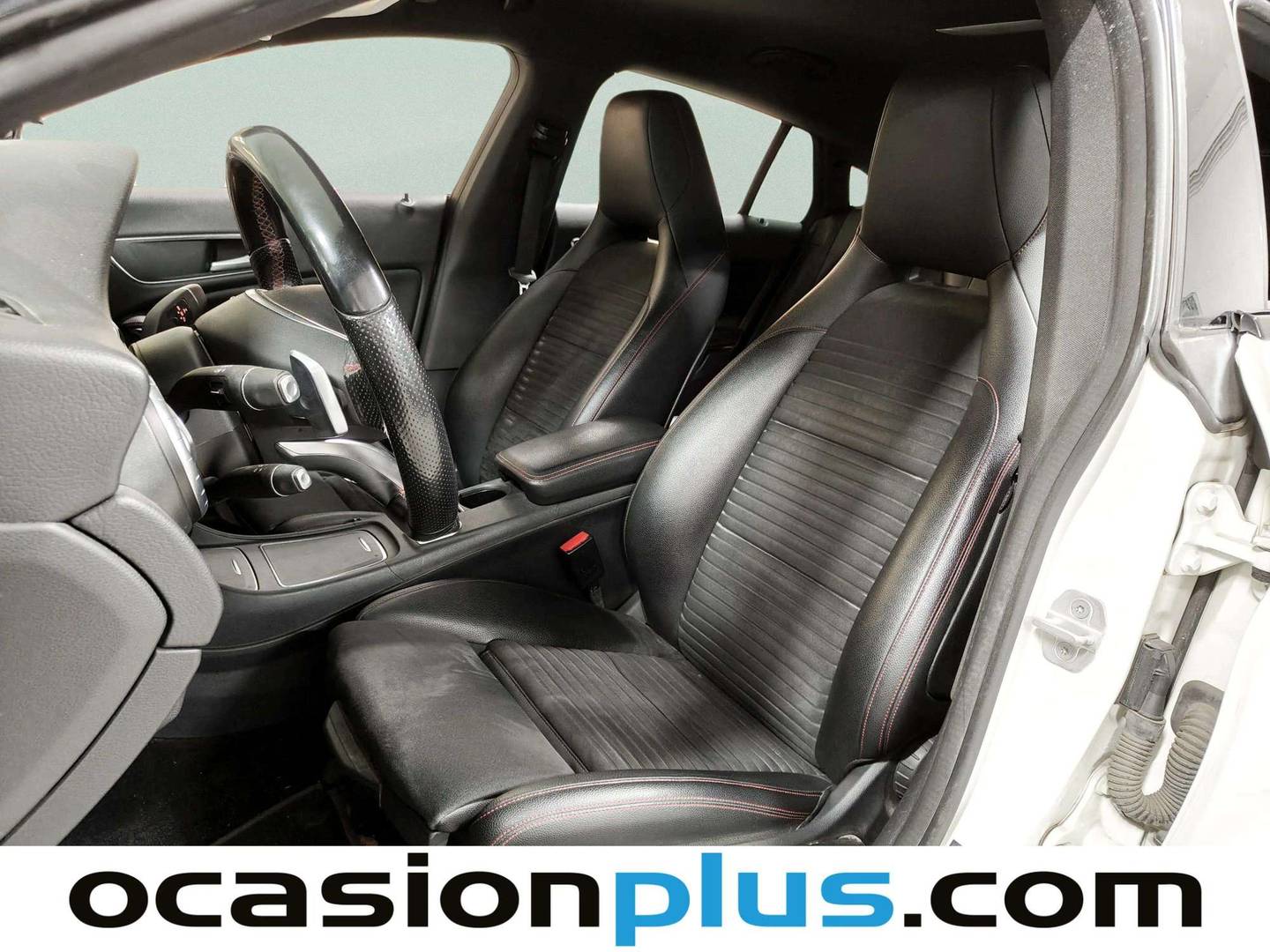 Foto asientos delanteros Mercedes CLA Mercedes CLA Shooting Brake Shooting Brake 200 d  (136 CV) Pack AMG