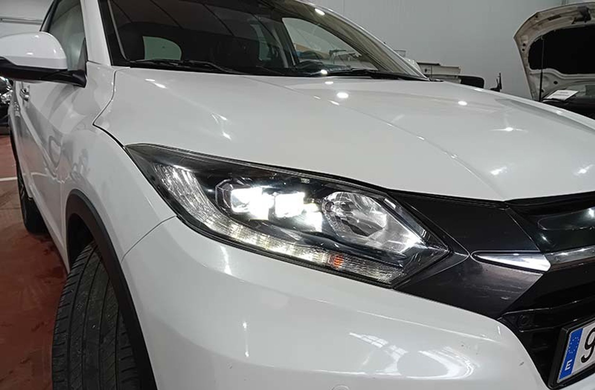 Honda HR-V 1.6 i-DTEC Executive - foto 16