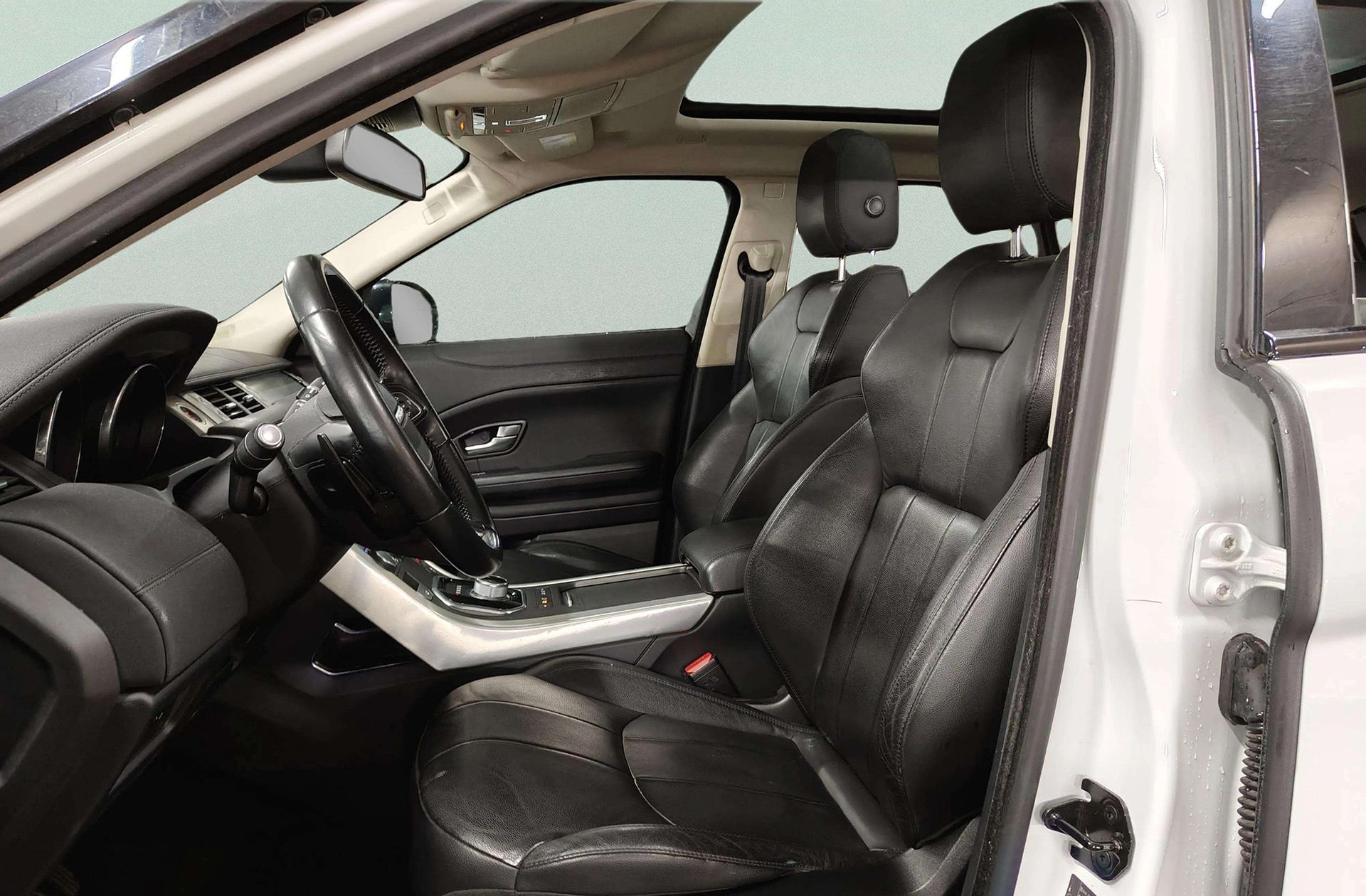 Land Rover Range Rover Evoque 2.0L TD4 SE 4x4 - foto 12