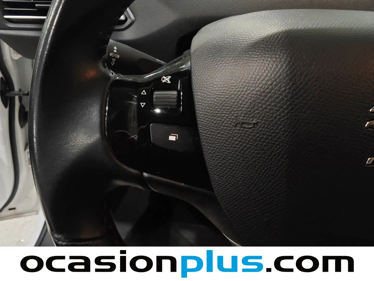 Foto Peugeot 308 Peugeot 308 Active Pack BlueHDi S&S (130 CV)