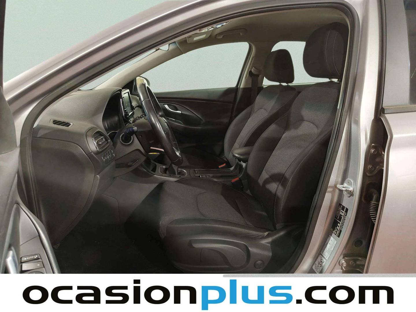 Foto asientos delanteros Hyundai i30 Hyundai i30 1.0 TGDI 48V Klass (120 CV)