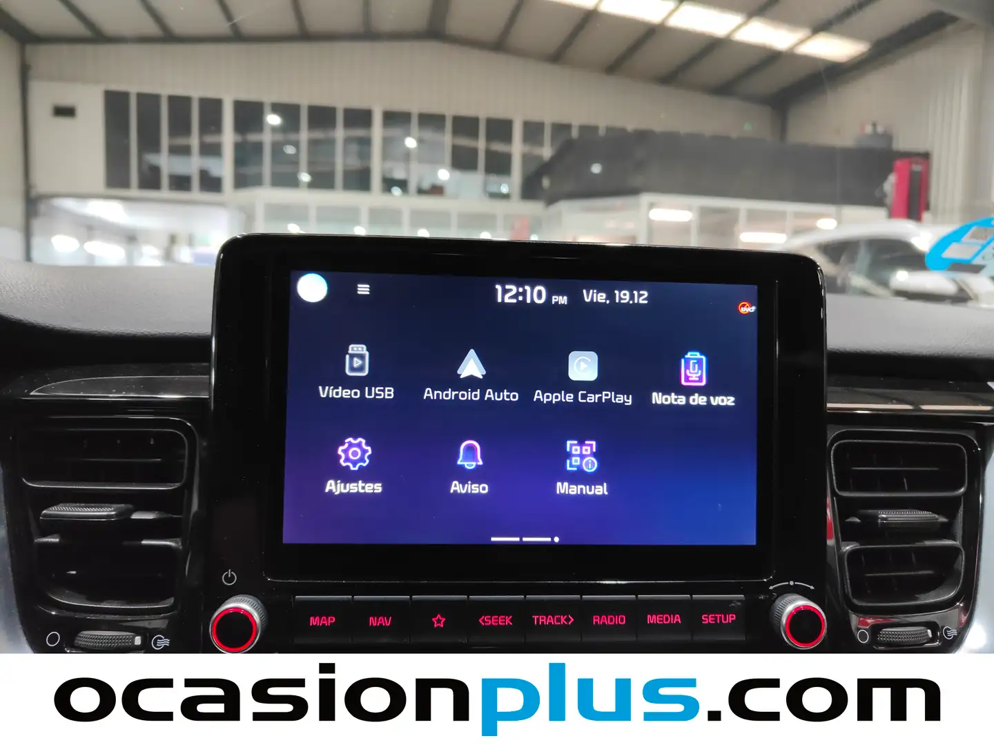 Foto KIA Stonic Kia Stonic 1.0 T-GDi MHEV Drive iMT  (100 CV)