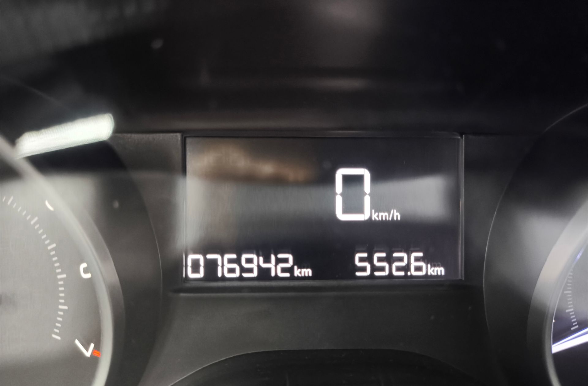 Peugeot 208 1.2 PureTech Style - foto 8