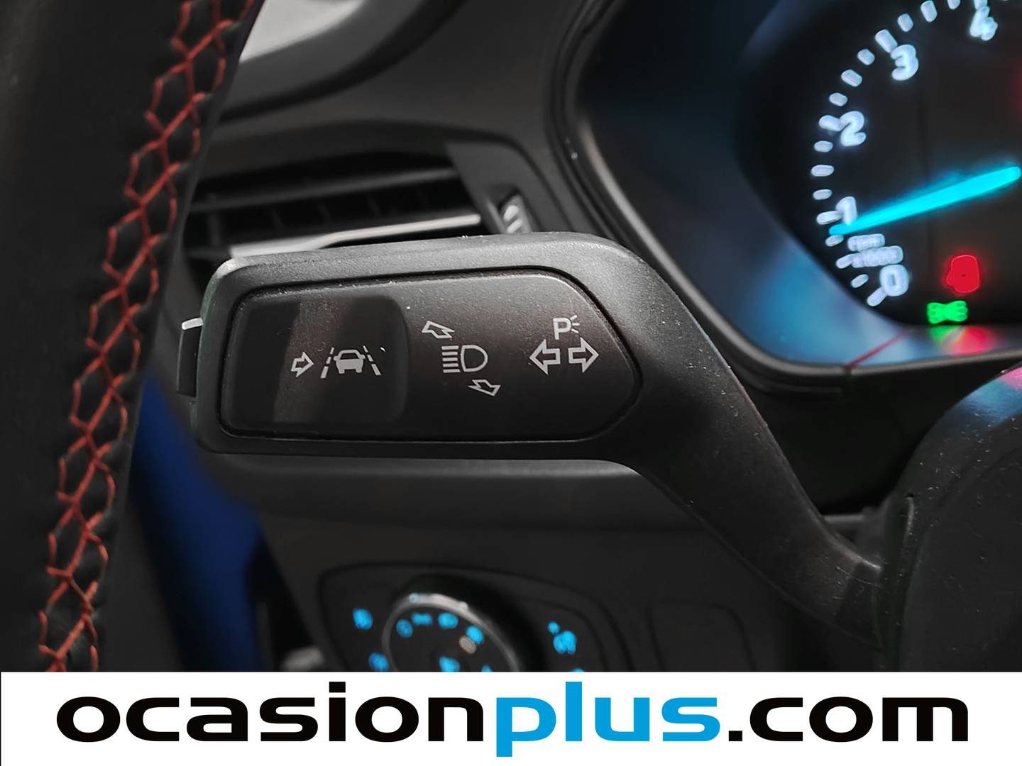 Foto Ford Focus Ford Focus 1.0 Ecoboost MHEV ST-Line Auto (125 CV)