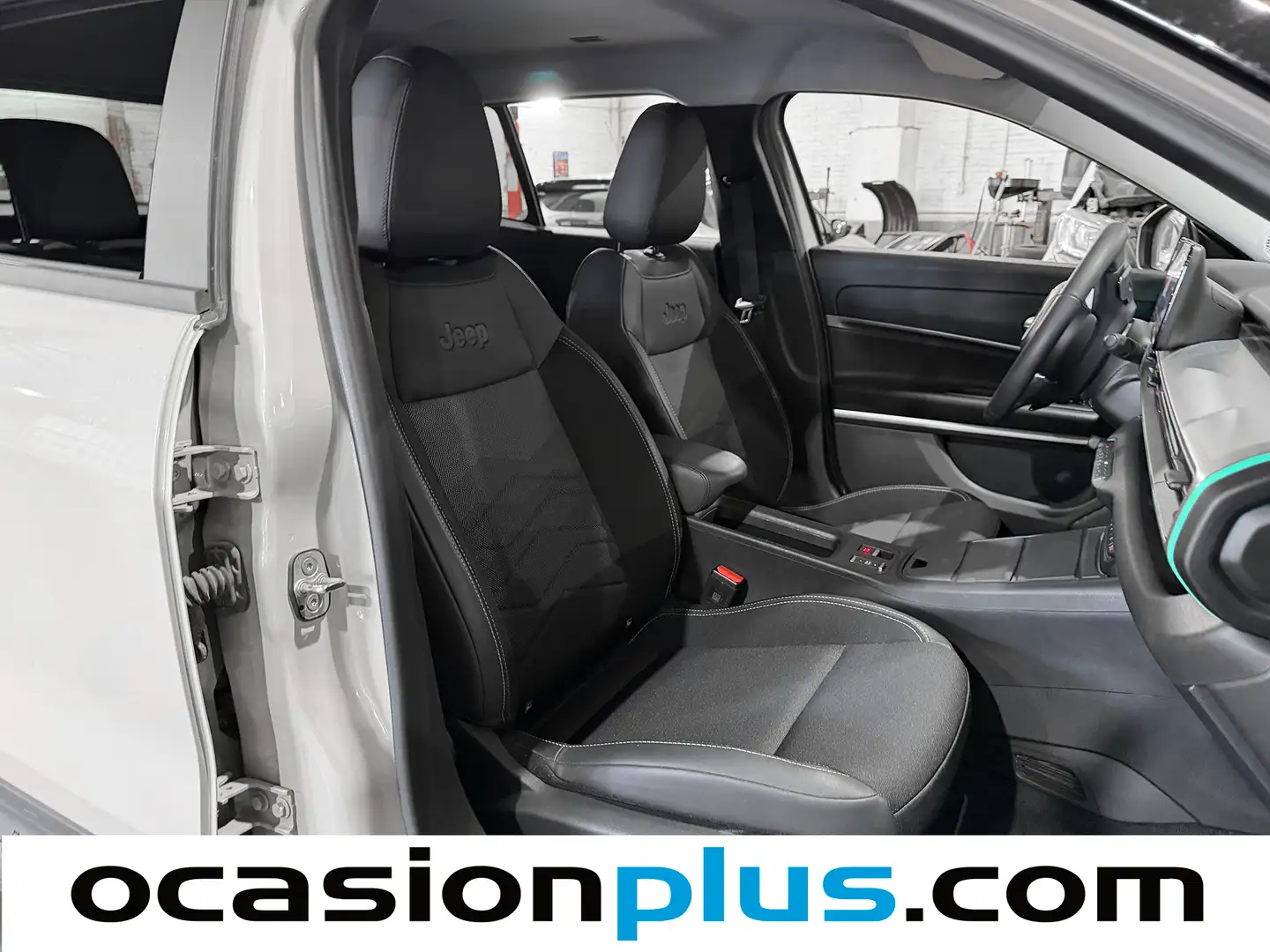 Foto Jeep Avenger Jeep Avenger 1.2 eHybrid Summit (100 CV)