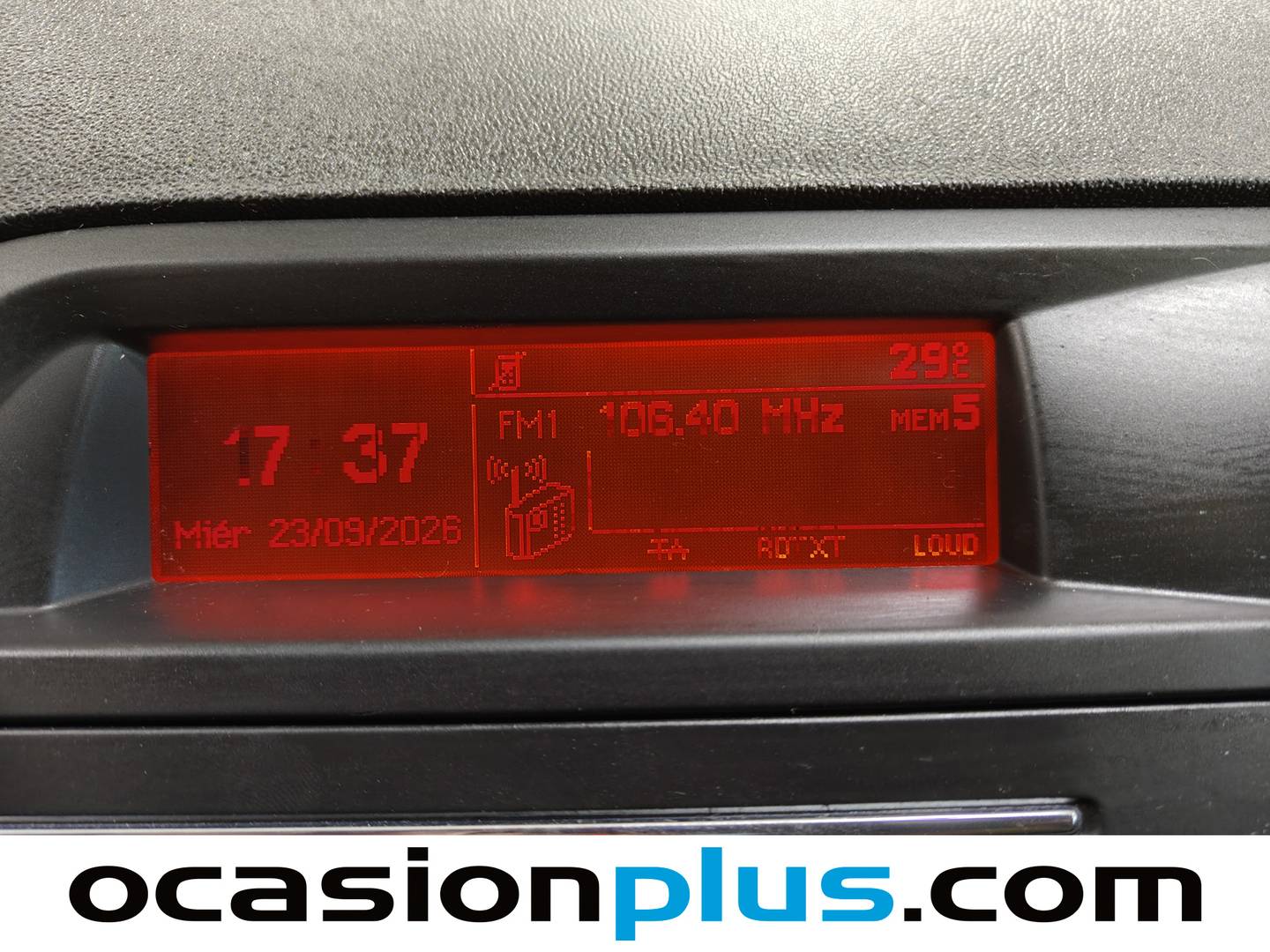 Equipamiento del Citroën C5 Citroën C5 1.6 HDI FAP Airdream Business (109 CV)