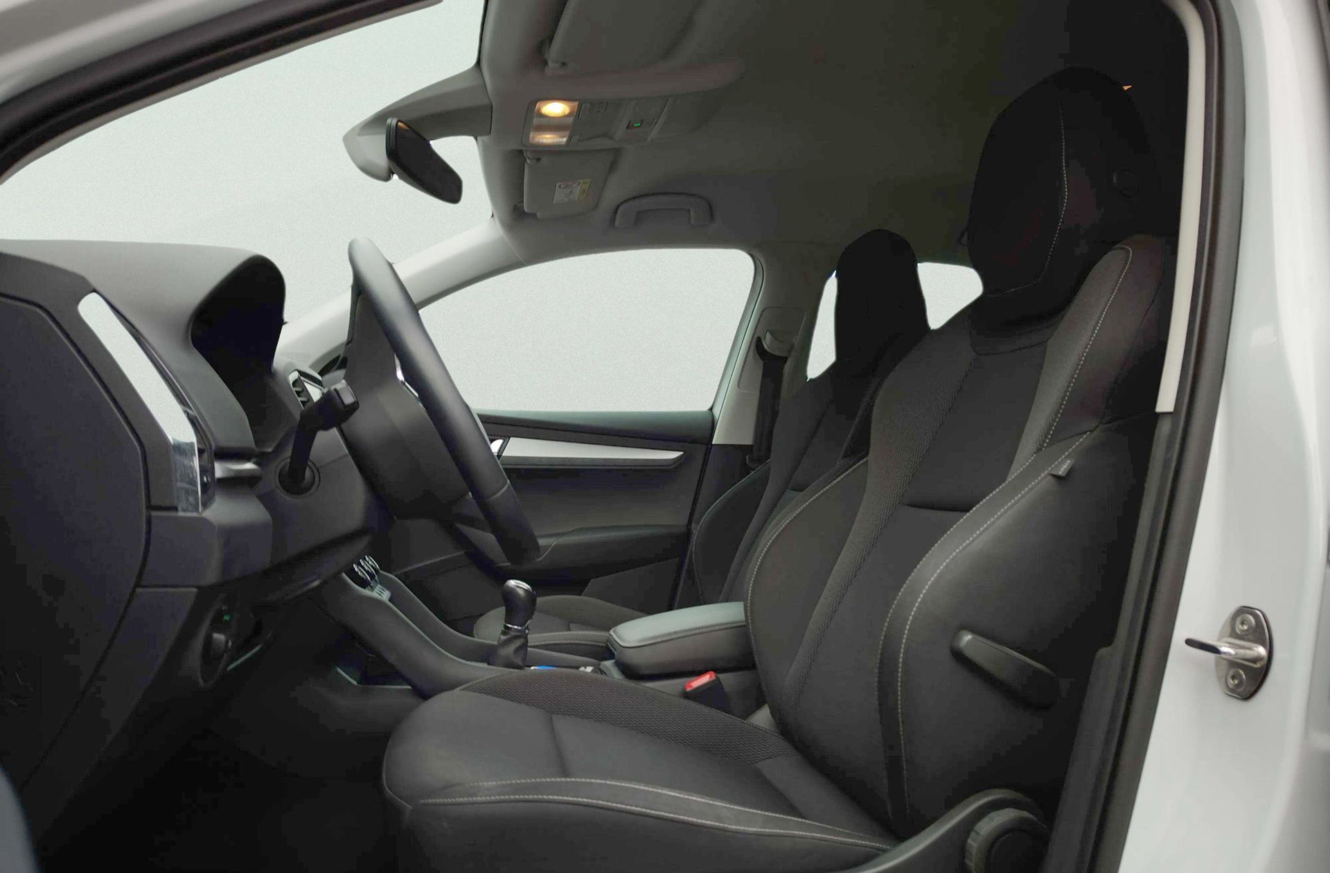 Škoda Karoq 2.0 TDI Selection - foto 11