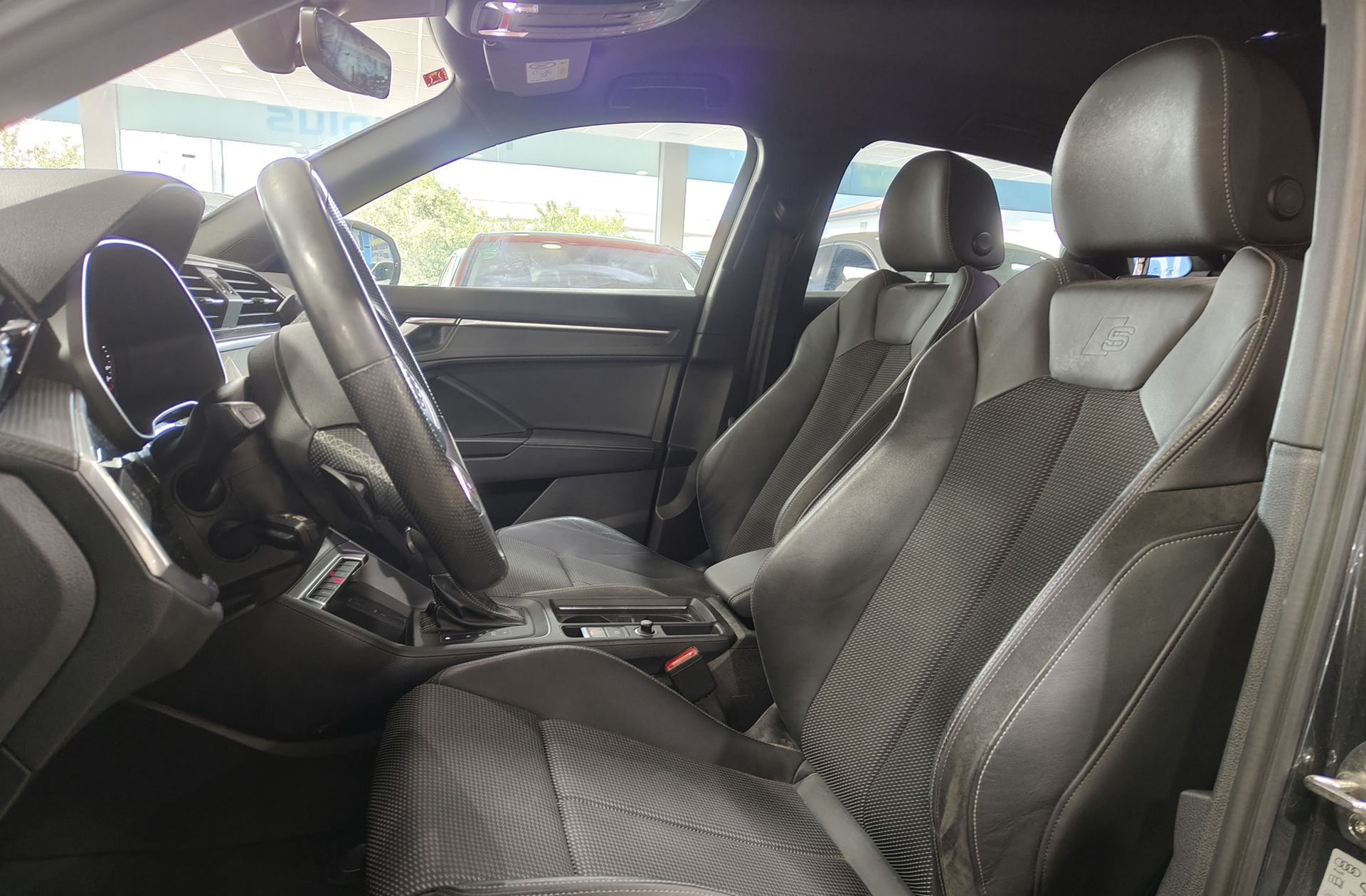 Audi Q3 S line 35 TDI S tronic - foto 11