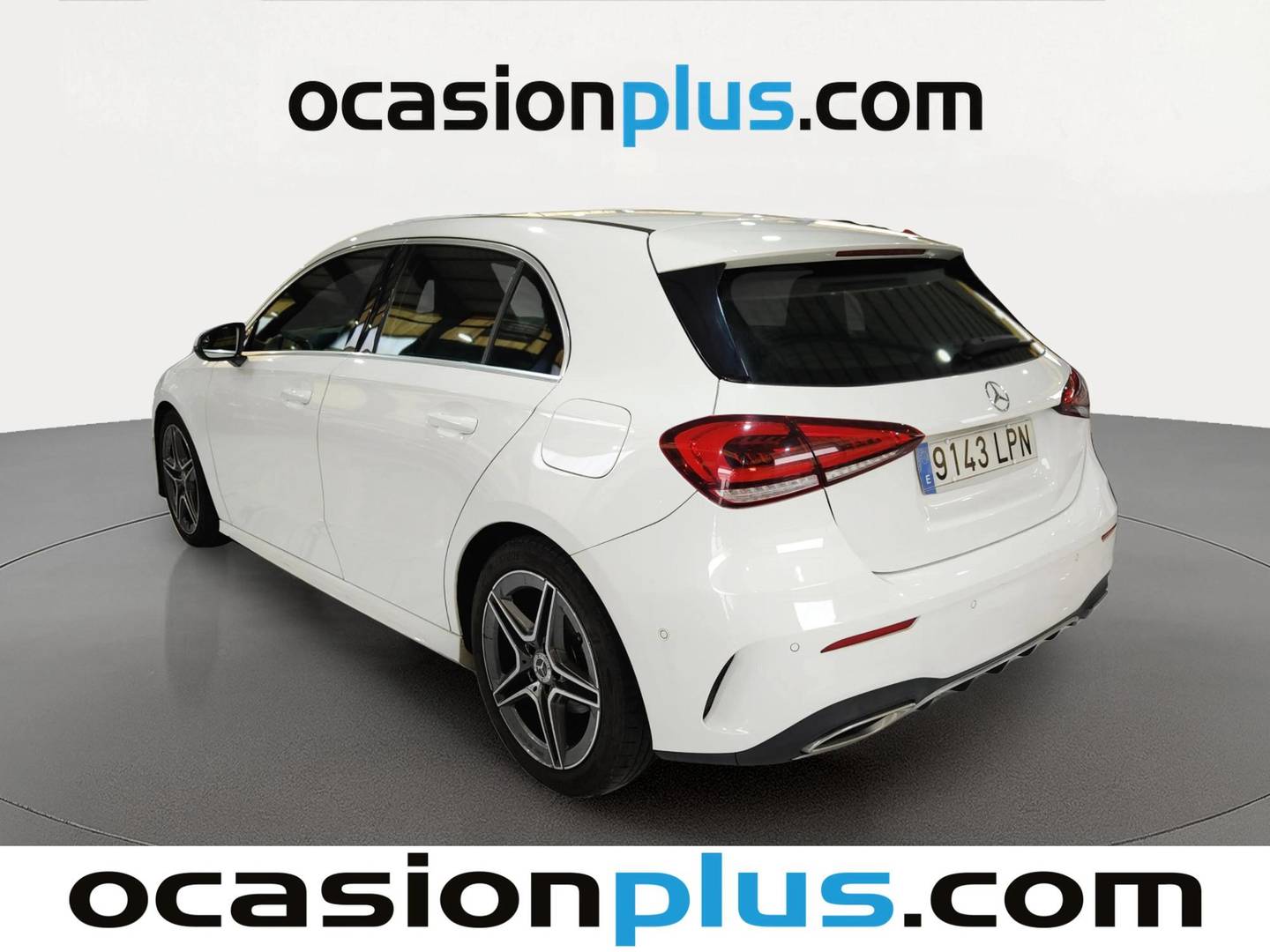 Foto trasera Mercedes Clase A Mercedes Clase A 180 d (116 CV) Pack AMG izquierda