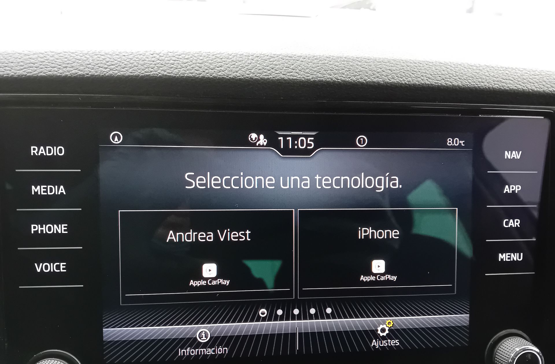 Škoda Karoq 2.0 TDI Selection - foto 8