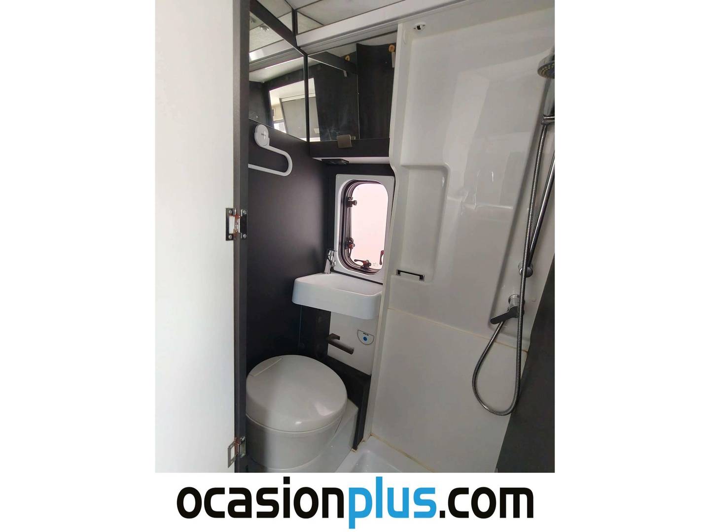 McLouis Menfys 3 McLouis Menfys 3 Maxi (140 CV) 4 PLAZAS 2023