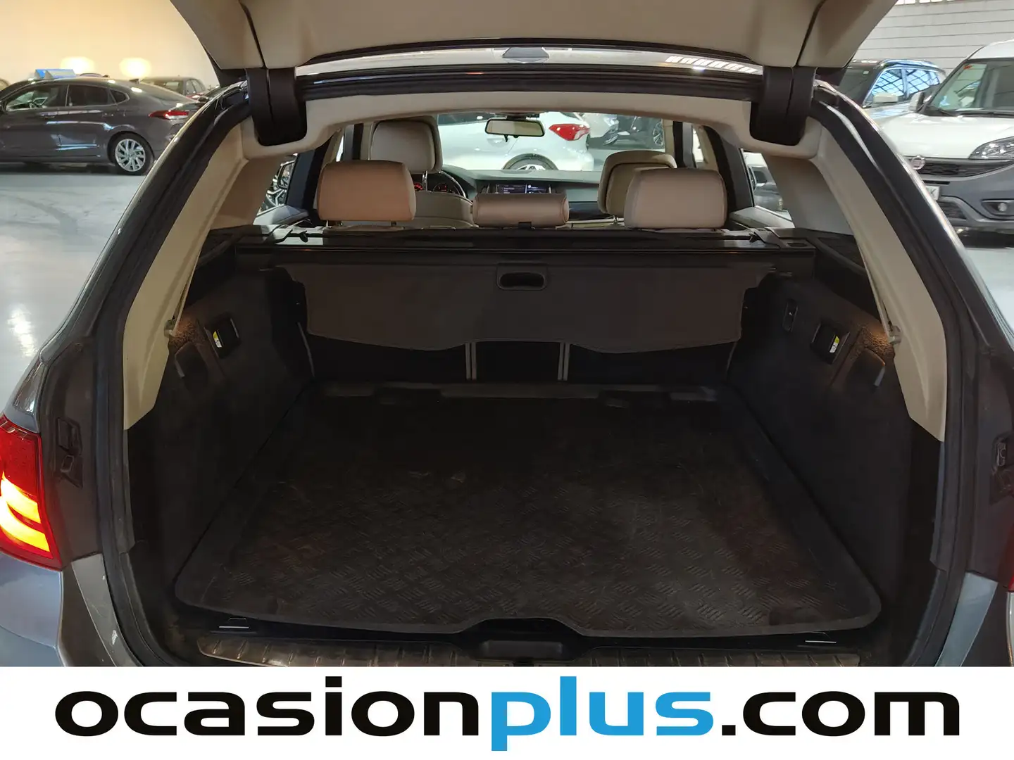 Foto BMW Serie 5 BMW Serie 5 520d Touring  (184 CV)