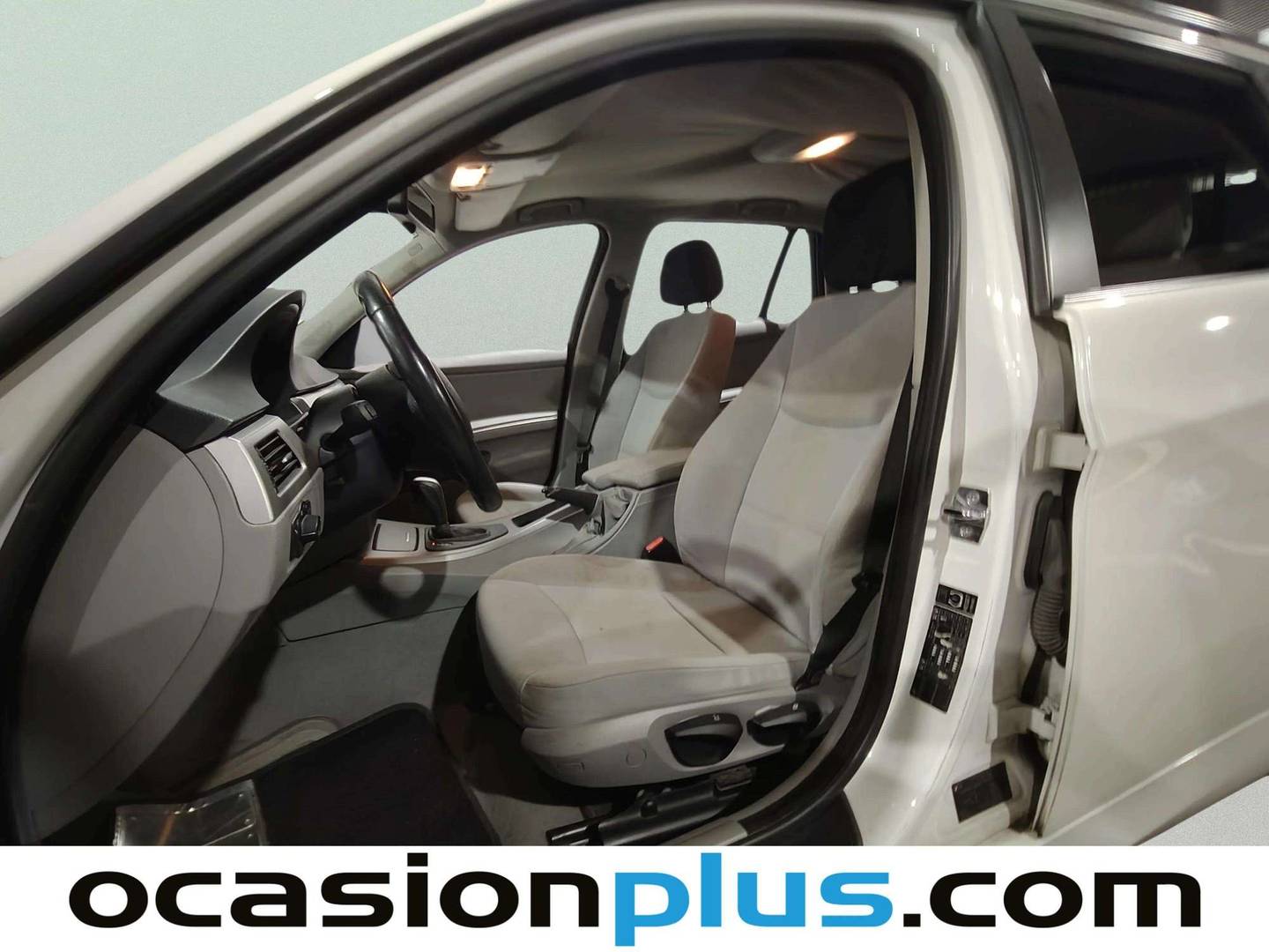 Foto BMW Serie 3 BMW Serie 3 320i Touring (170 CV)