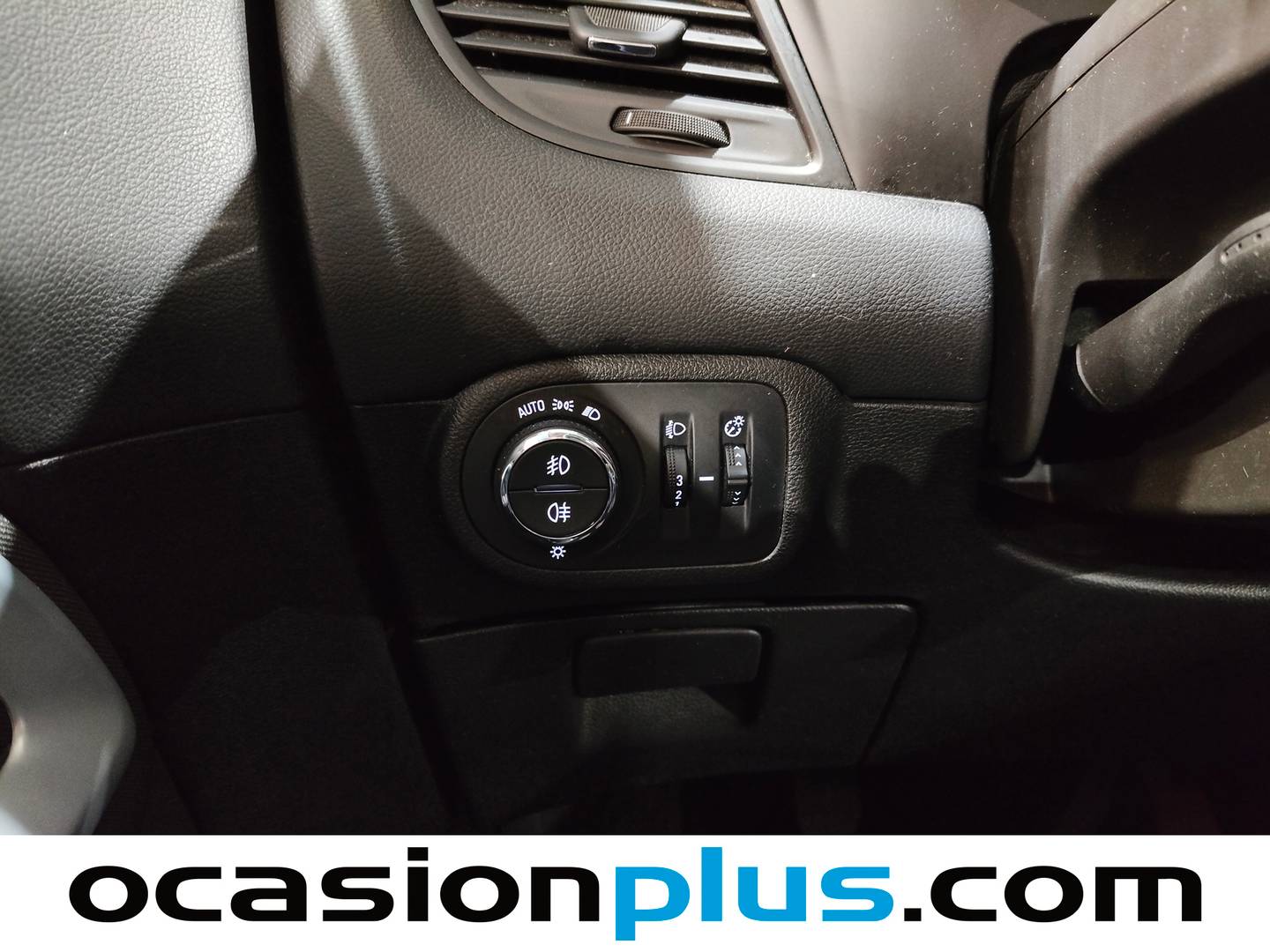 Opel Zafira Opel Zafira 1.4 Turbo S&S Selective (140 CV) de segunda mano