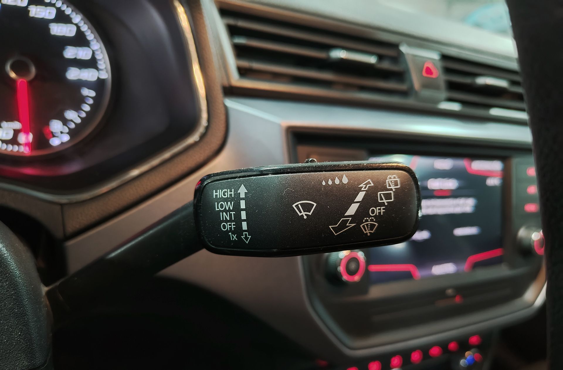 SEAT Arona 1.0 TSI Ecomotive Style - foto 26