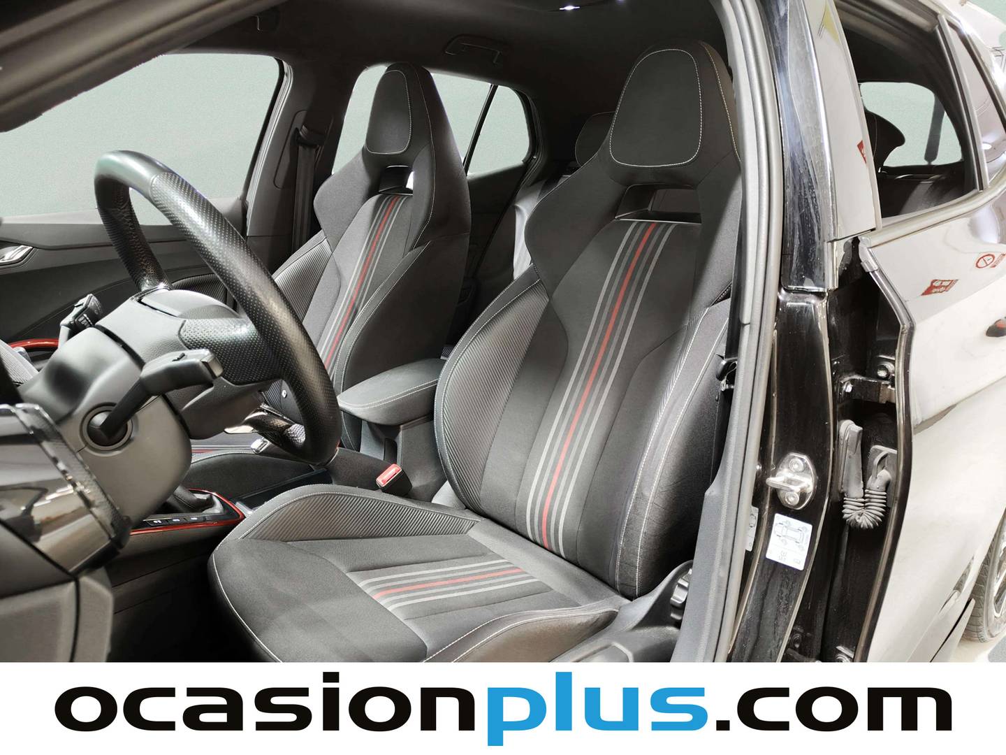 Foto asientos delanteros Skoda Fabia Skoda Fabia 1.5 TSI Monte Carlo DSG (150 CV)