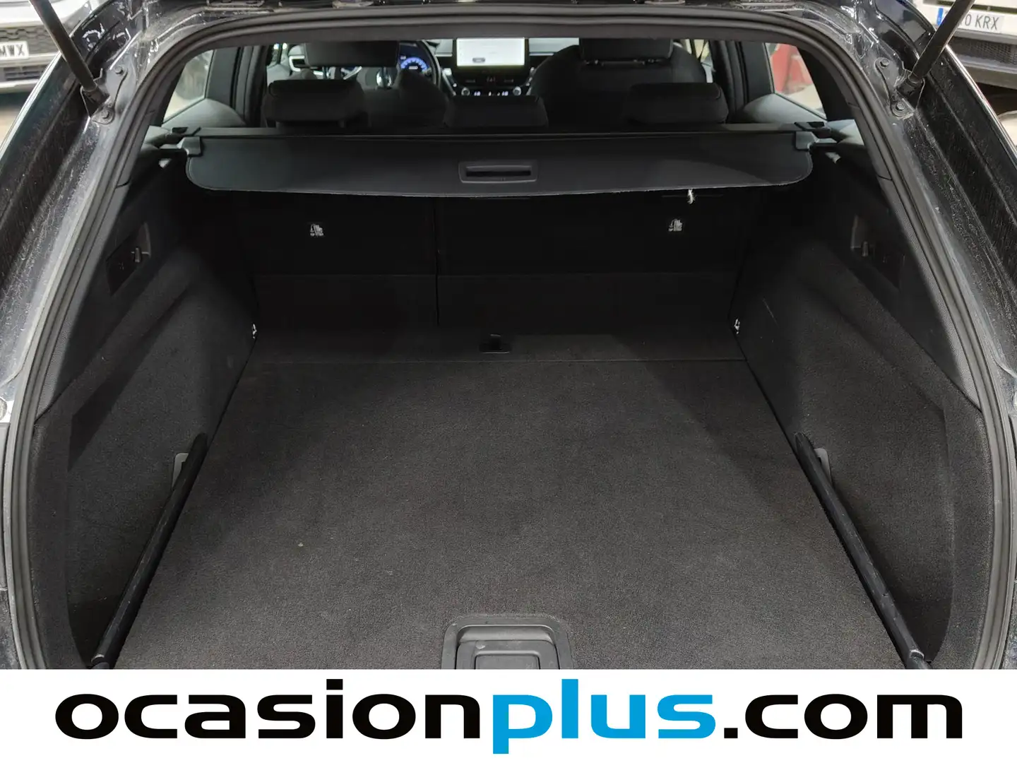 Foto Toyota Corolla Toyota Corolla 140H Active Plus Touring Sport (140 CV)