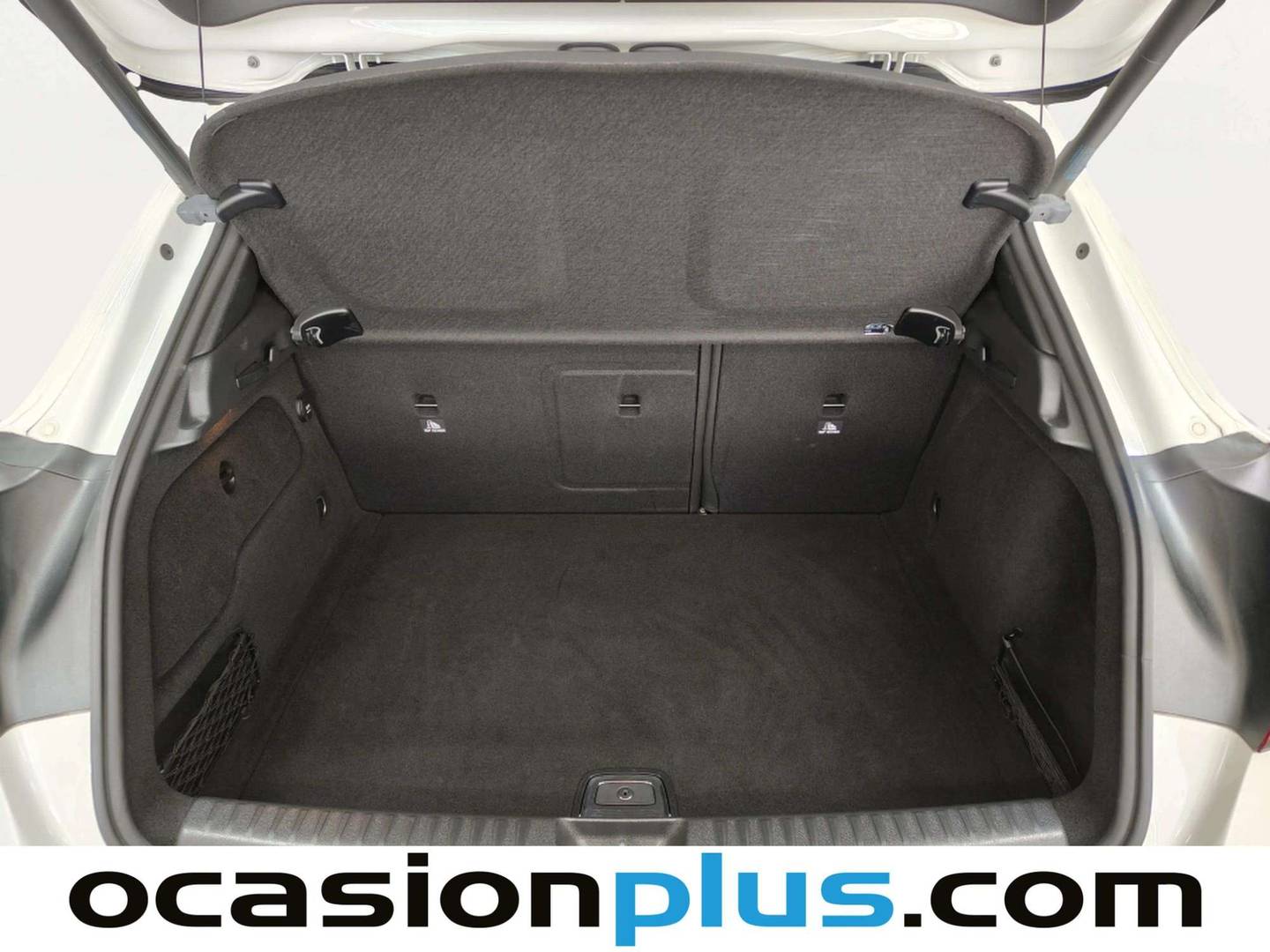 Fotos maletero Mercedes GLA Mercedes-Benz GLA 220 d AMG Line (177 CV)