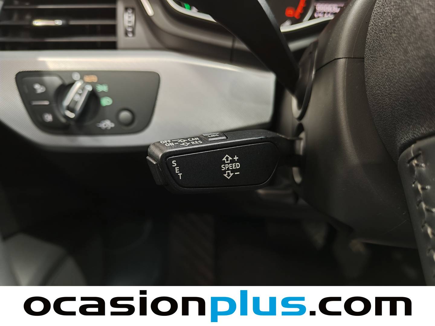 Foto Audi A4 Audi A4 Avant 40 g-tron S line edition S tronic  (170 CV)