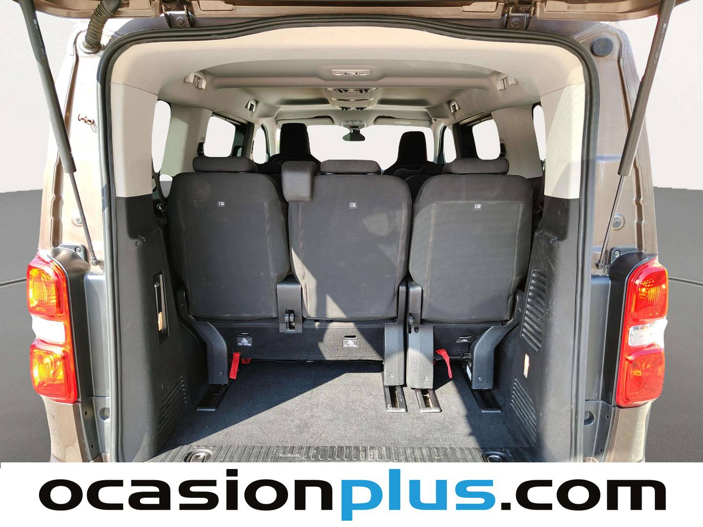 Fotos maletero Citroën Spacetourer Citroën Spacetourer BlueHDi 150 S&S Feel Talla M (150 CV) 8 plazas