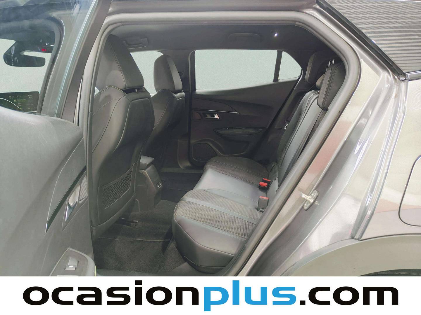 Foto asientos traseros Peugeot 2008 Peugeot 2008 PureTech 130 S&S GT Line (130 CV)