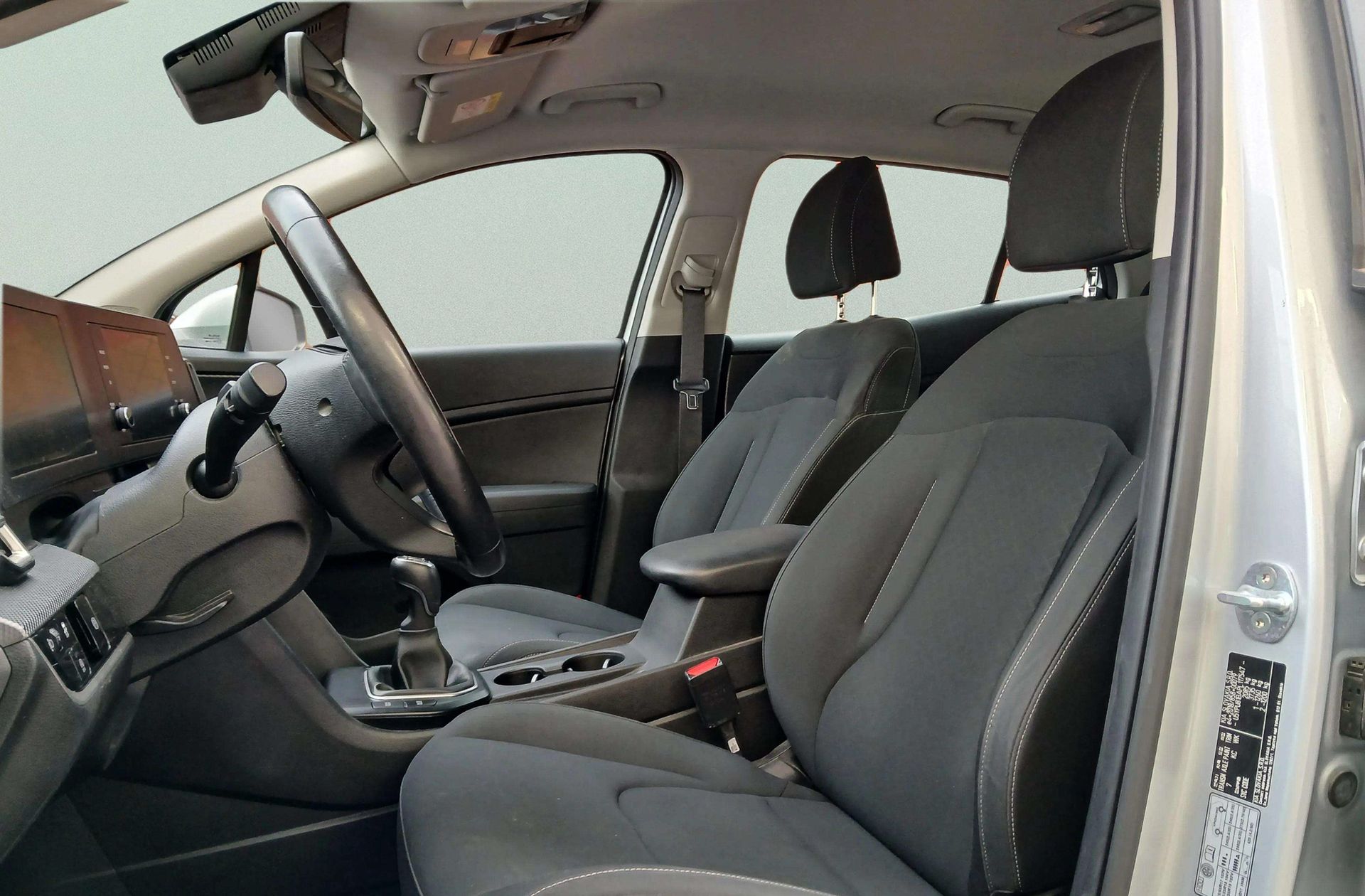 Kia Sportage 1.6 T-GDi Concept 4x2 - foto 10
