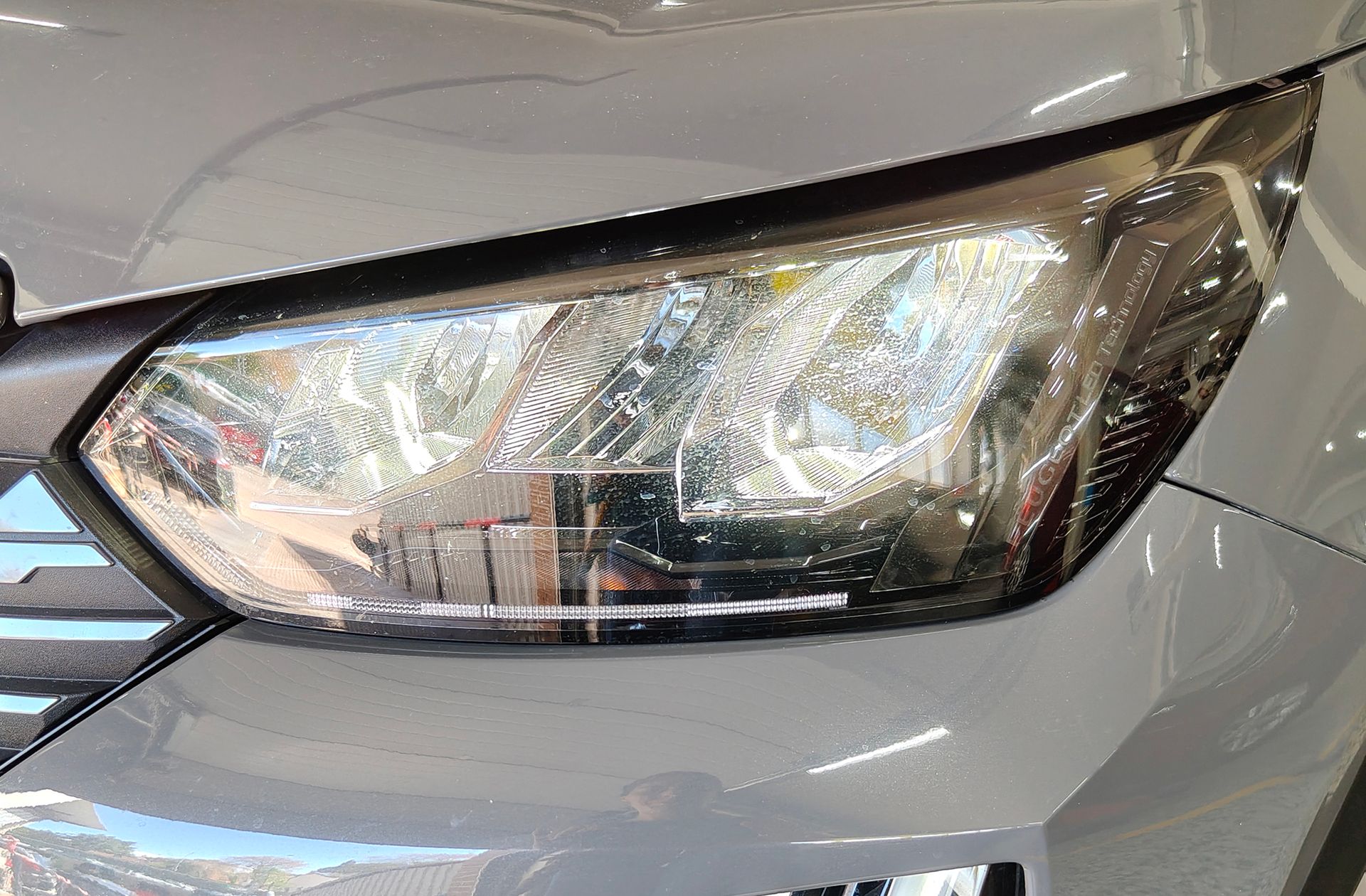 Peugeot 2008 PureTech 100 Allure - foto 17