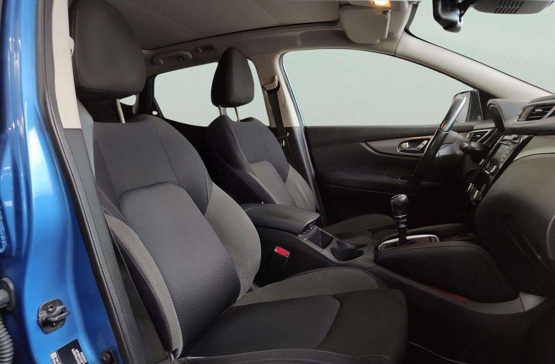 Nissan Qashqai DIG-T 140 N-Connecta - foto 17
