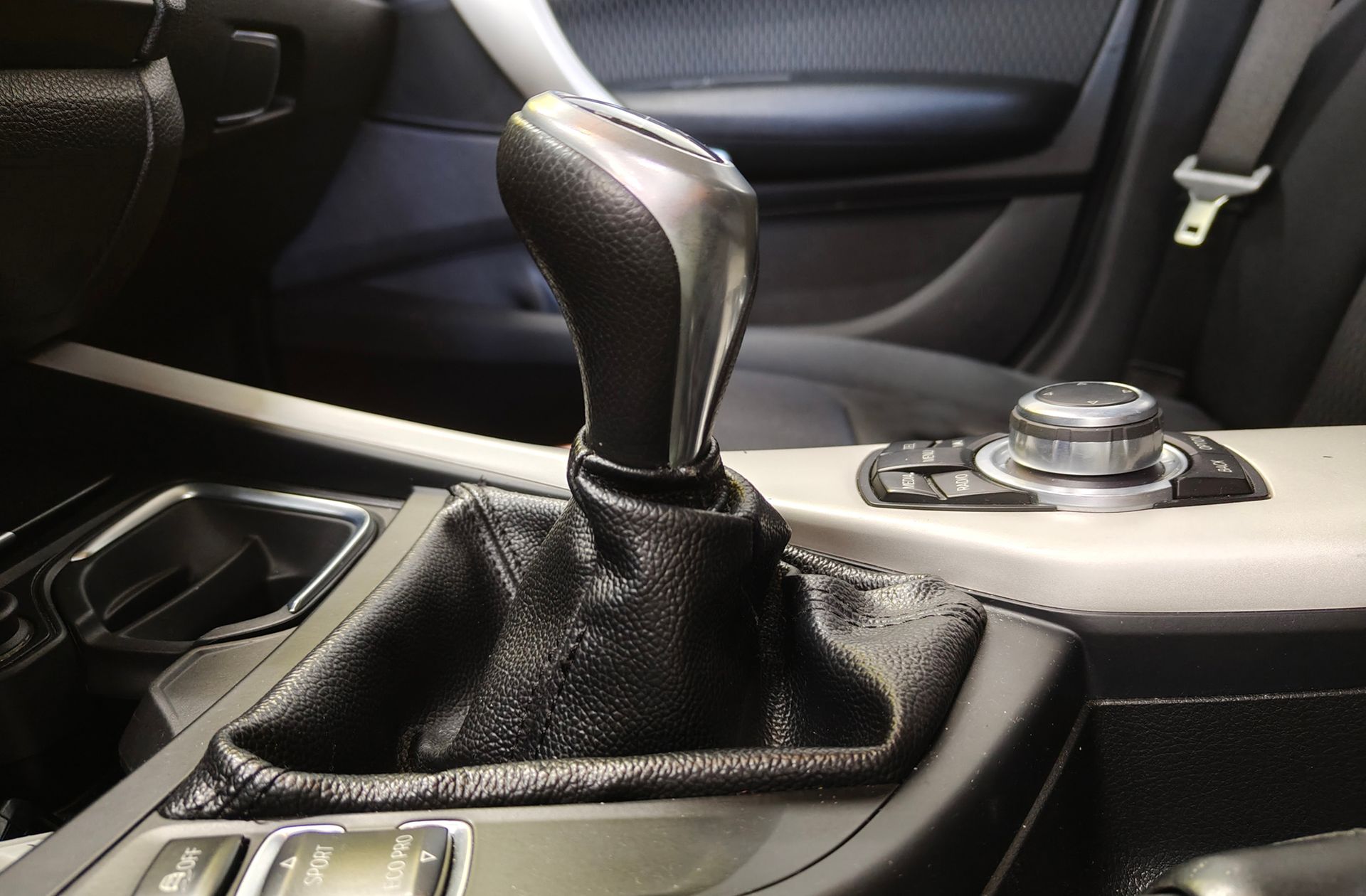 BMW Serie 1 118d xDrive - foto 5