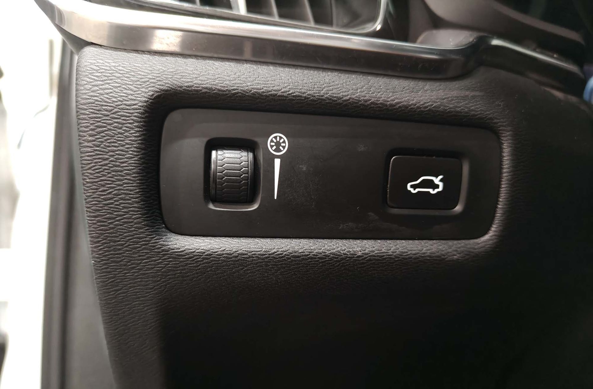 Volvo V60 D4 AWD - foto 27