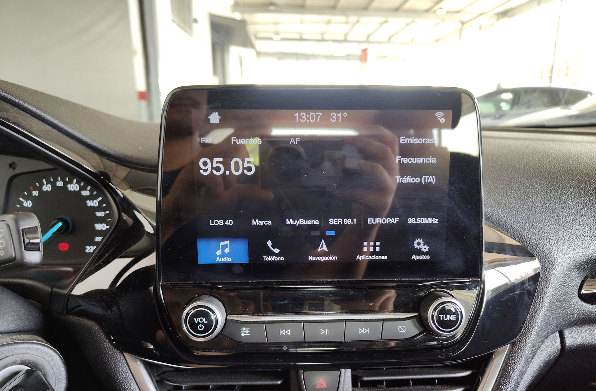 Ford Fiesta 1.0 EcoBoost Trend+ - foto 32