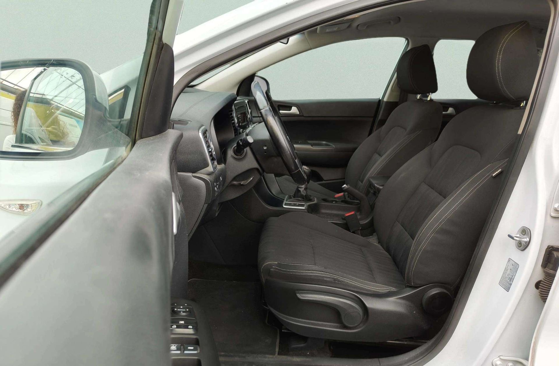 Kia Sportage 1.6 GDi Concept 4x2 - foto 9