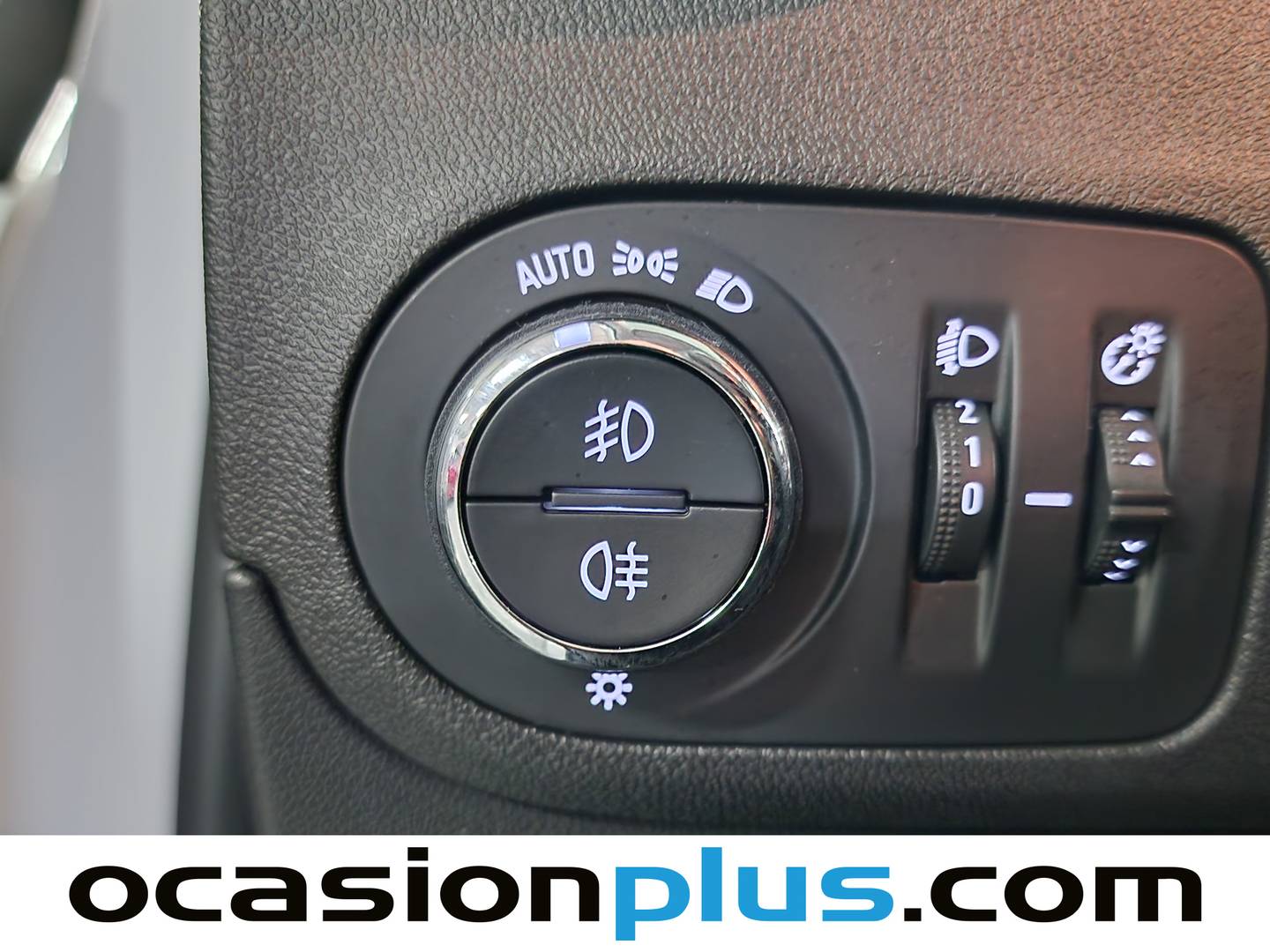 Acabados Opel Crossland X Opel Crossland X 1.2 S&S Design Line (110 CV)