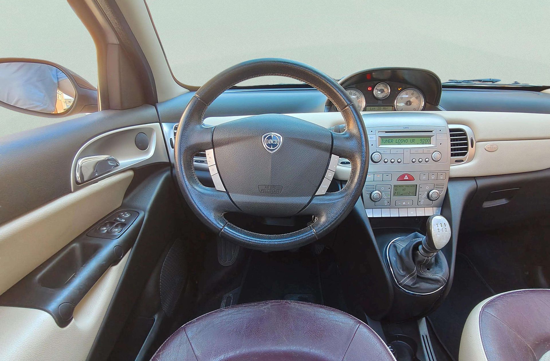 Lancia Ypsilon 1.4 Oro - foto 19