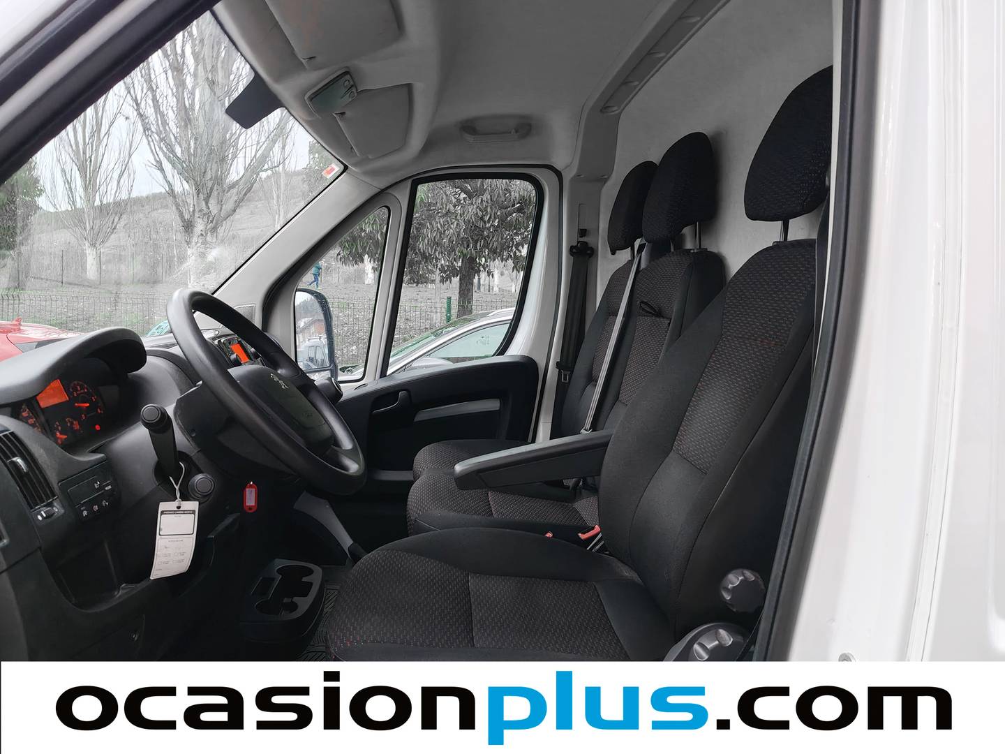 Foto Peugeot Boxer Peugeot Boxer Furgon BlueHDi 140 S&S 335 L3H2 (140 CV)